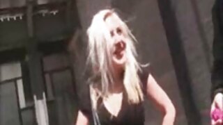 Vitka 18-godišnja brineta Angelina siše kurac prije nego što jaše na kitu domaći besplatni porno filmovi