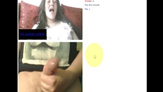 Shemale s velikim dnom s ogromnim sisama Vaniity je pojebao dva dobro obdarena pastuha domaci porno film