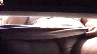 Razvratna brineta Adele Sunshine jebena srpski domaci porno je analno