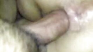 Pospanu sluškinju Kristynu škaklja njezinu macu porno domaci filmovi na sofi stari razmaženi muškarac