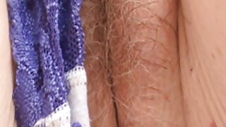 Kanadska cura u kratkoj suknji i mrežastim čarapama Amanda Bellucci se druži s tetoviranim tipom pornoci domaci