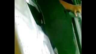 Zaobilazna bijela drolja Courtney Simpson domace porno glumice duboko grlo siše masnu kobasicu