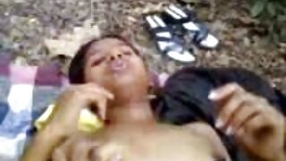 Plavokosa prljavština Natasha Sarr uzima gomilu sperme u usta domaći porno video