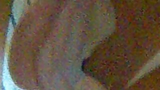 Mršava plavuša Courtney Simpson s uskim obrijanim domaci pornici 69 macama jaše muškarce