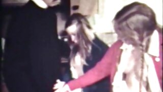 Vrana žednih free porn domaci momaka i razuzdanih skitnica uživala je u teškoj božićnoj orgiji