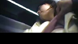 Kinky vitka i blijeda cura jebe se porno film domaci s psom i siše kurac u grmlju