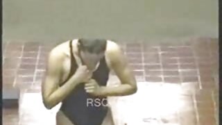 Kinky pornodomaci brineta nimfokinja siše kurac i analno jebe uz bazen