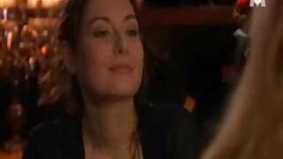 Seksi tajnica domaćiporno Lilah daje glavu i svršava na sise